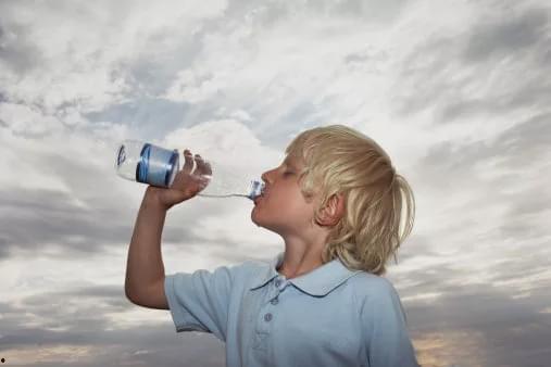 欧美喝水视频,揭秘日常生活中的小确幸