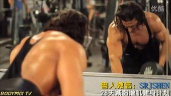 欧美肌肉帅哥洗车视频,汗水与肌肉的完美融合