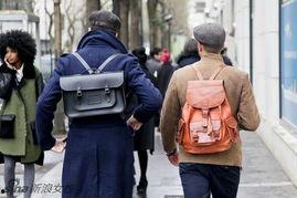 欧美背包街拍视频